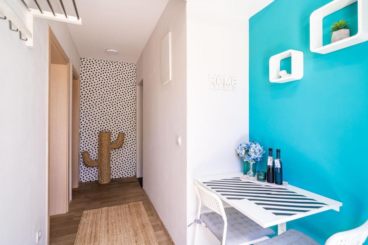Stay U-Nique Studio Apartment In 오라사크 외부 사진