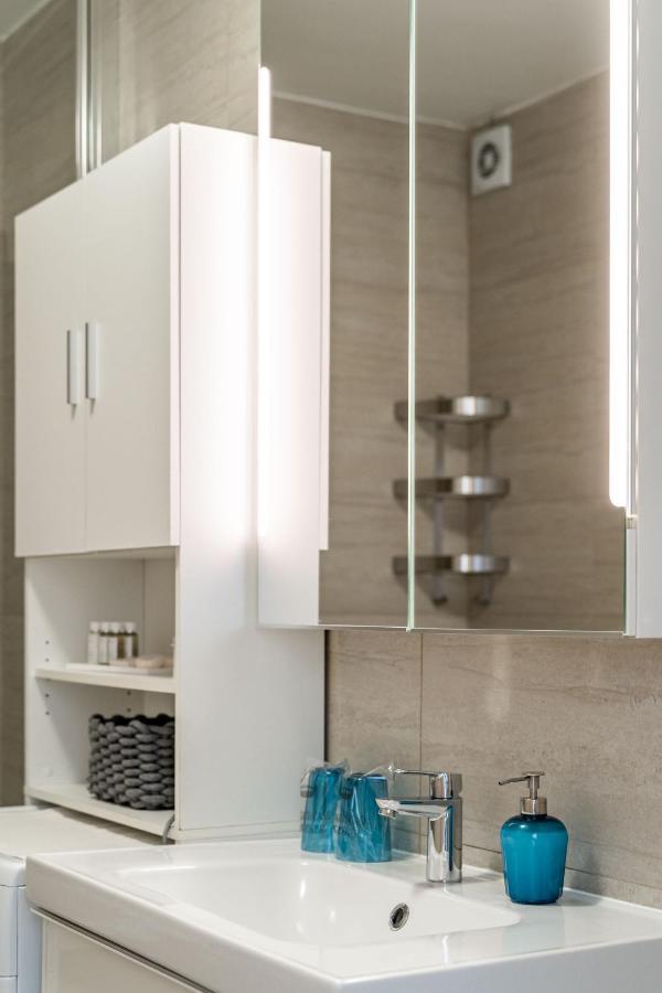 Stay U-Nique Studio Apartment In 오라사크 외부 사진